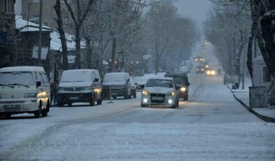 Kars’ta Aralık Ayında 48 Bin 257 Araç Trafiğe Kaydedildi